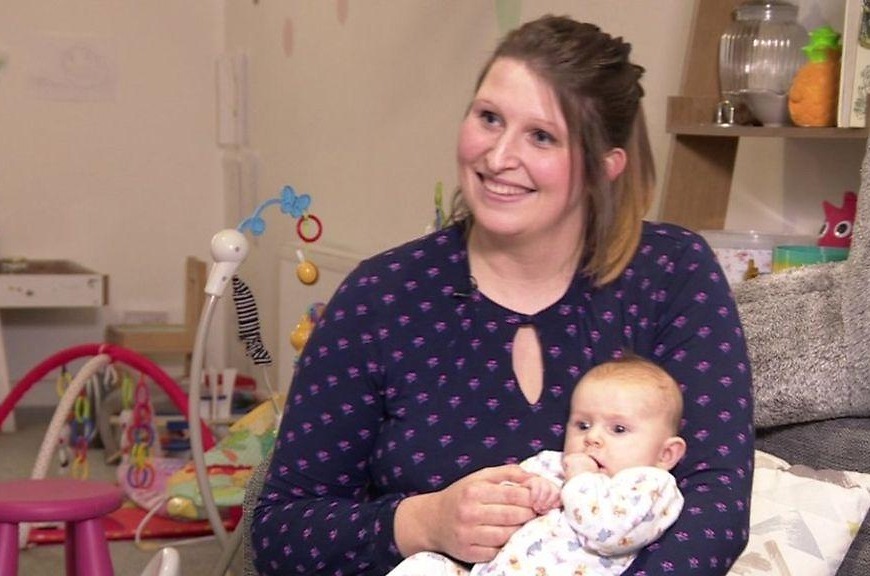 Paying mothers can ‘incentivise breastfeeding’