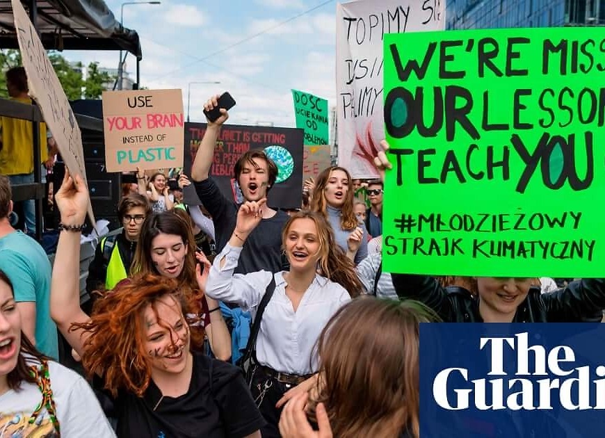 Schoolchildren go on strike across world over climate crisis