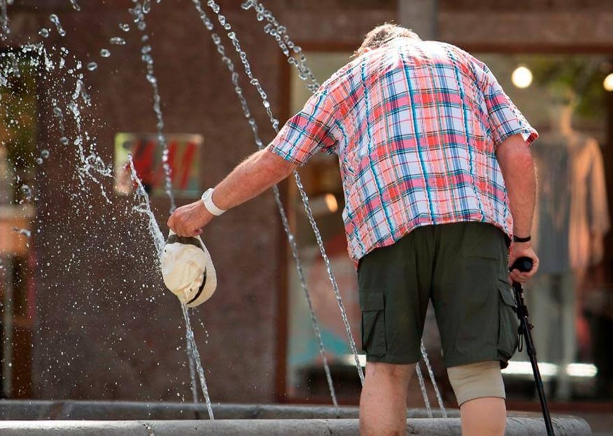 How your health is at risk during a heatwave
